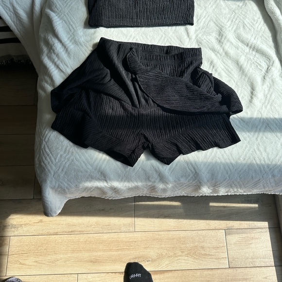 Black Ribbed Two-Piece Set - Picture 3 of 3